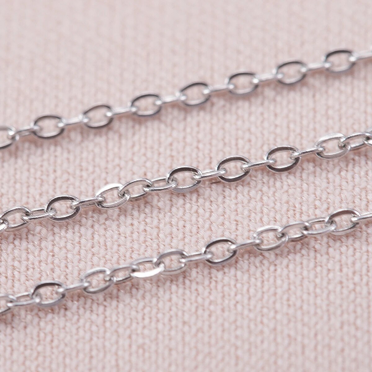 10 metrów cienkich łańcuszków  – Body Jewels recenzja i cena